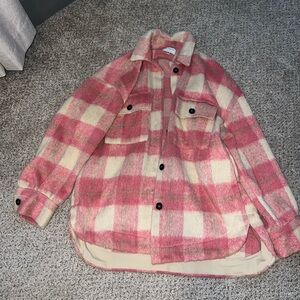 Women’s pink/white Shacket / Jacket